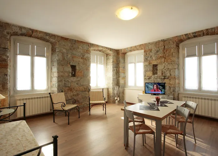 Theresia- Tailor Made شقة فندقية ترييستي